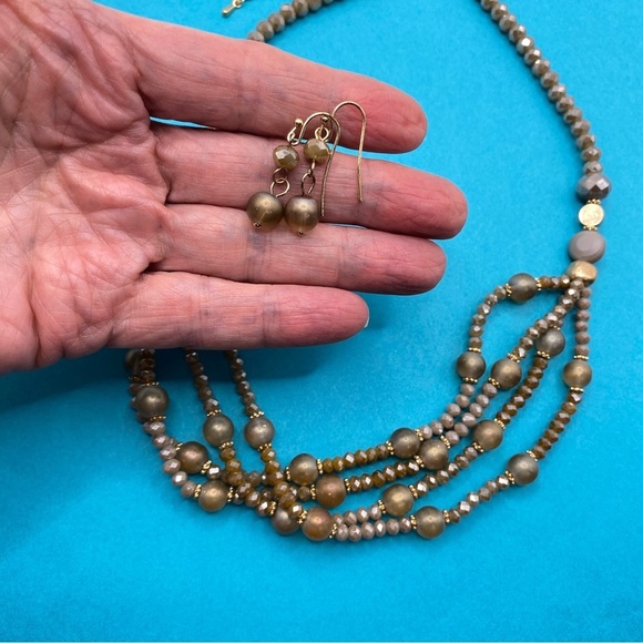 Champagne Glass Beads Necklace and Earrings Set - Picture 6 of 7